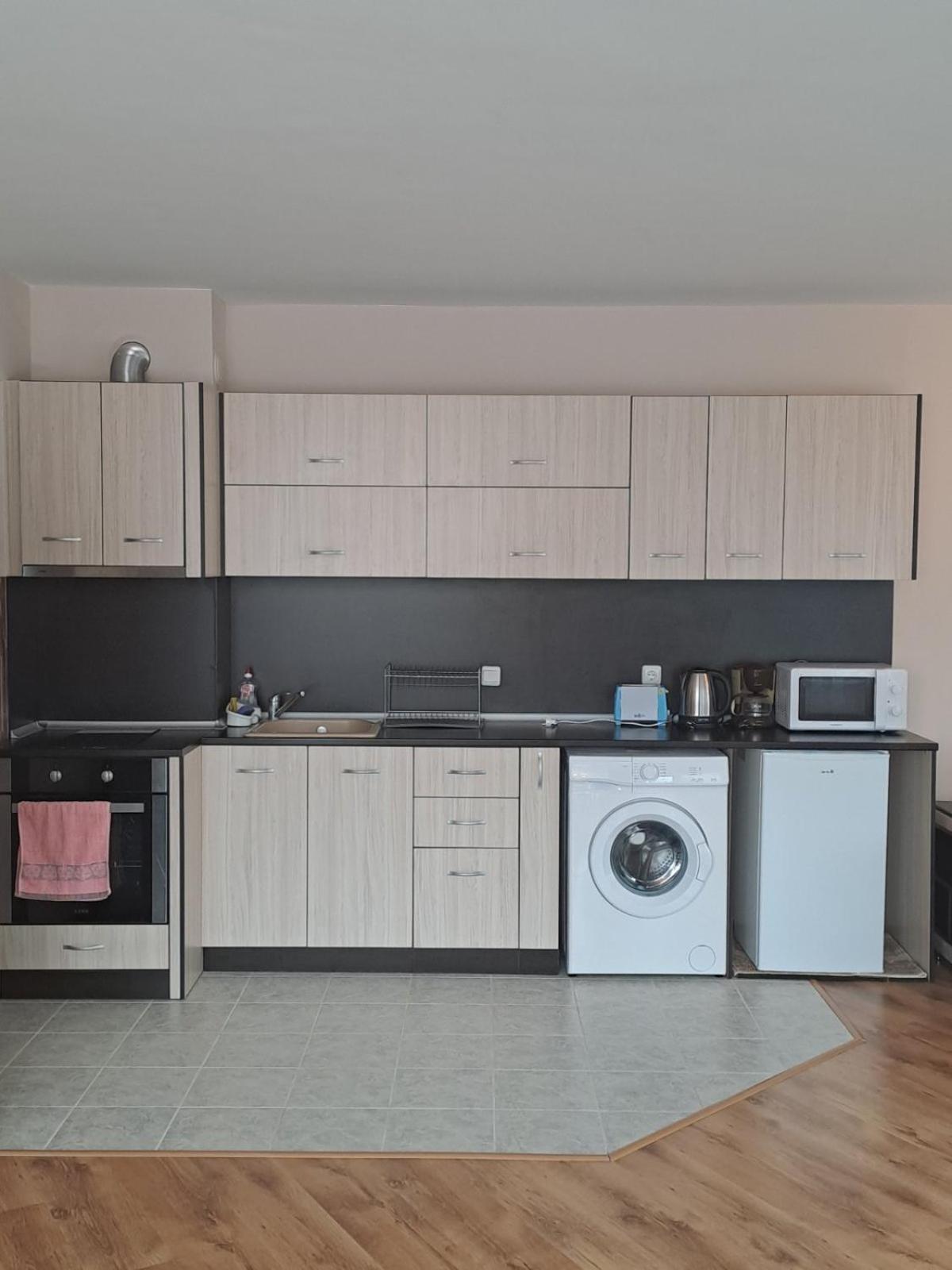 Апартамент Амира 2 Balchik Exterior photo